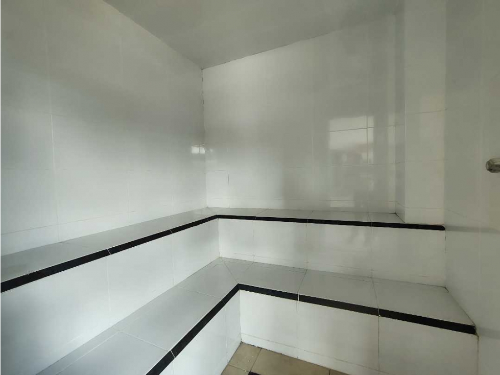 ARRIENDO APARTAMENTO EN MEDELLIN SECTOR LAURELES — foto 4
