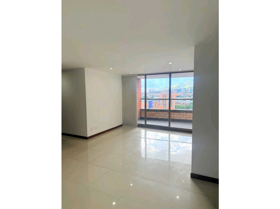 Arriendo apartamento en Poblado- Santa María de los Angeles — foto 4