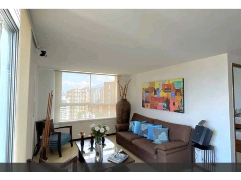 Arriendo apartamento en Poblado Ceylan LS