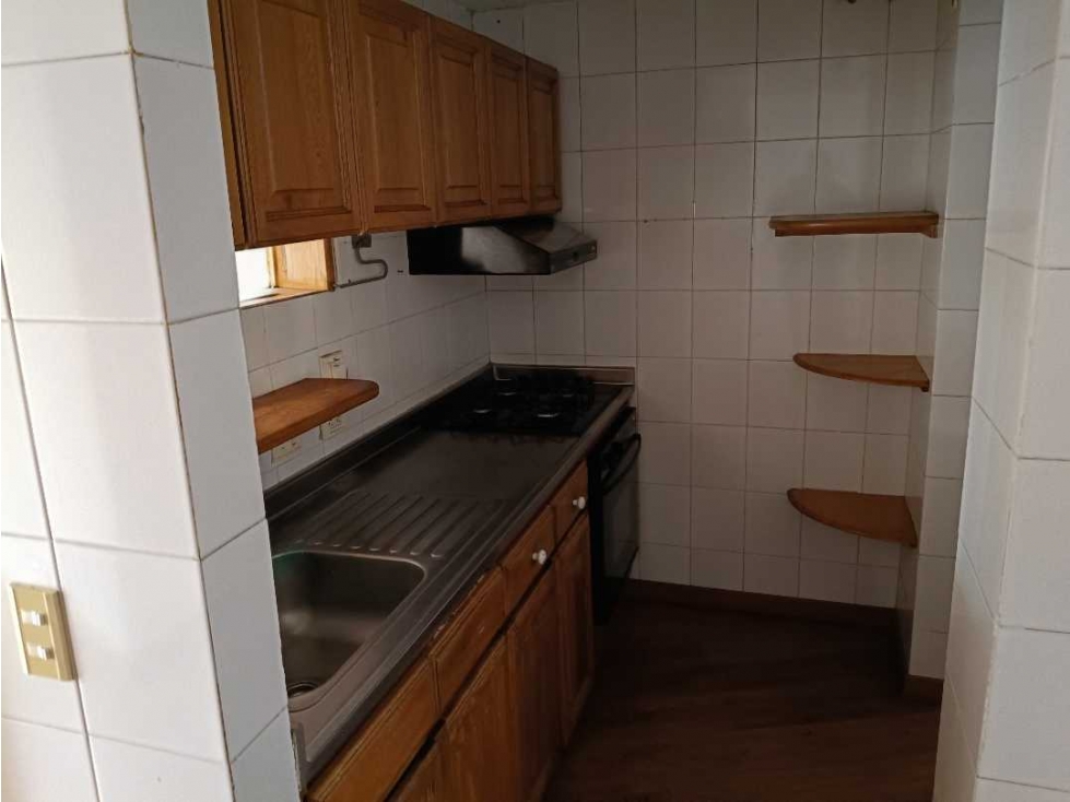 Arriendo apartamento en poblado patio bonito — foto 4