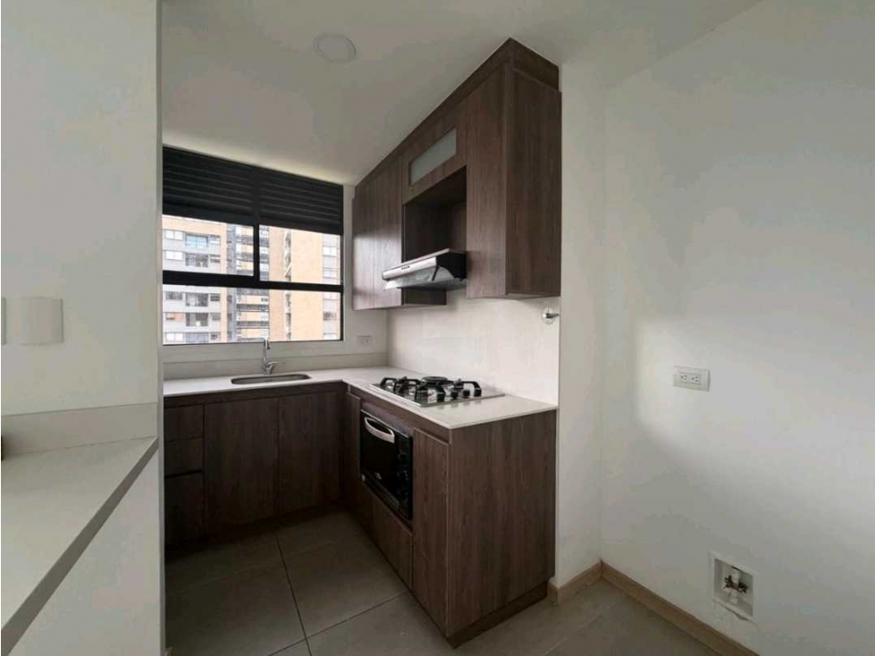ARRIENDO APARTAMENTO EN RIONEGRO ANTIOQUIA — foto 2