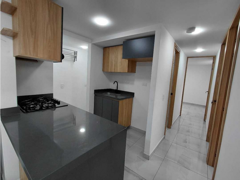 ARRIENDO APARTAMENTO EN ROBLEDO PAJARITO — foto 2