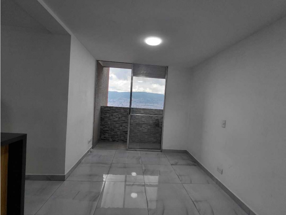 ARRIENDO APARTAMENTO EN ROBLEDO PAJARITO — foto 4