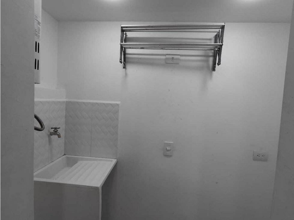 ARRIENDO APARTAMENTO EN ROBLEDO PAJARITO — foto 5