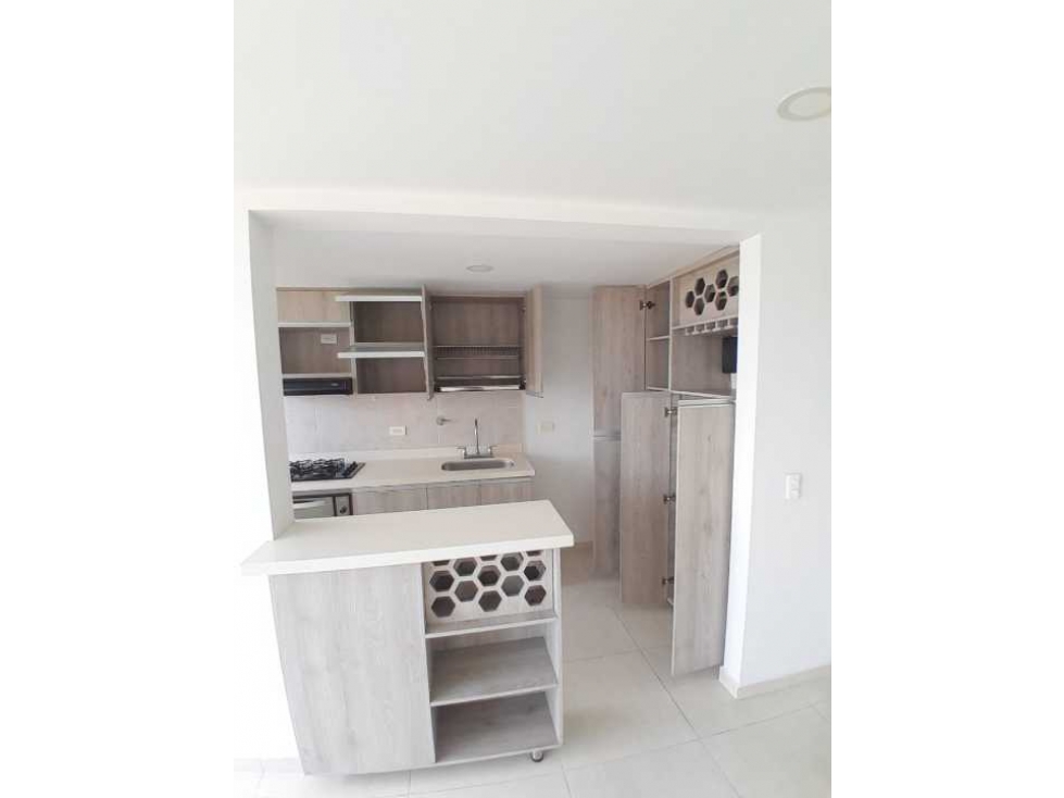 ARRIENDO APARTAMENTO EN RODEO ALTO — foto 3