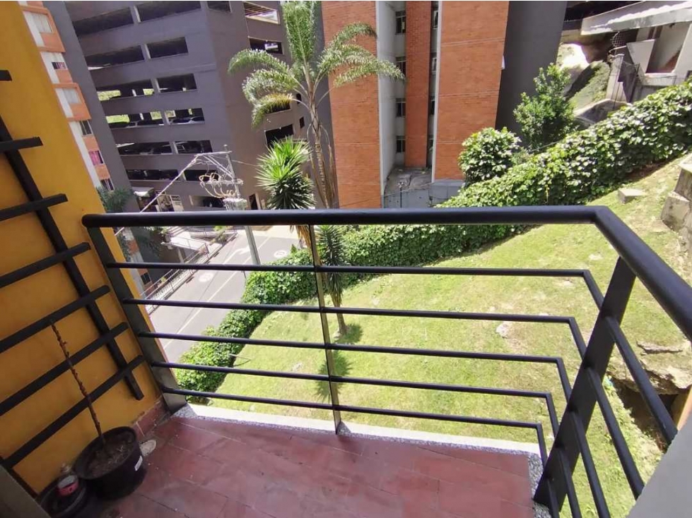 Arriendo apartamento en Rodeo alto