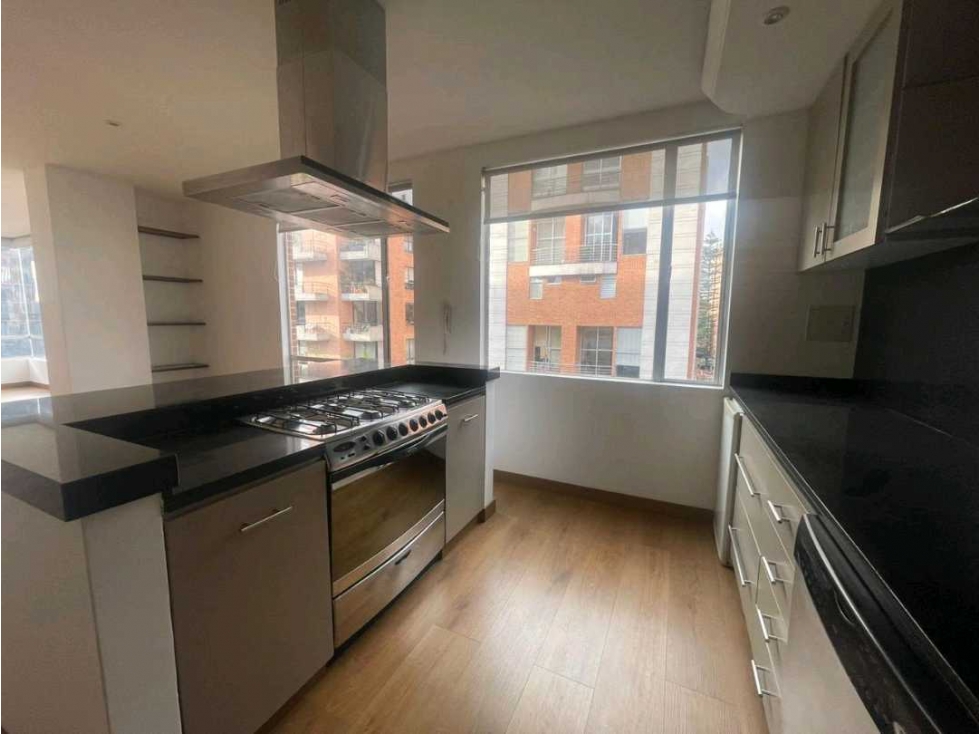 Arriendo Apartamento en Rosales Bajo Carrera 5 con 75 — foto 2
