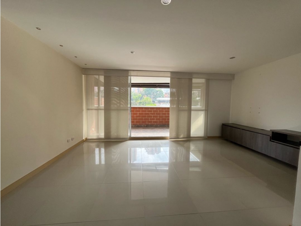 ARRIENDO APARTAMENTO EN SABANETA — foto 2