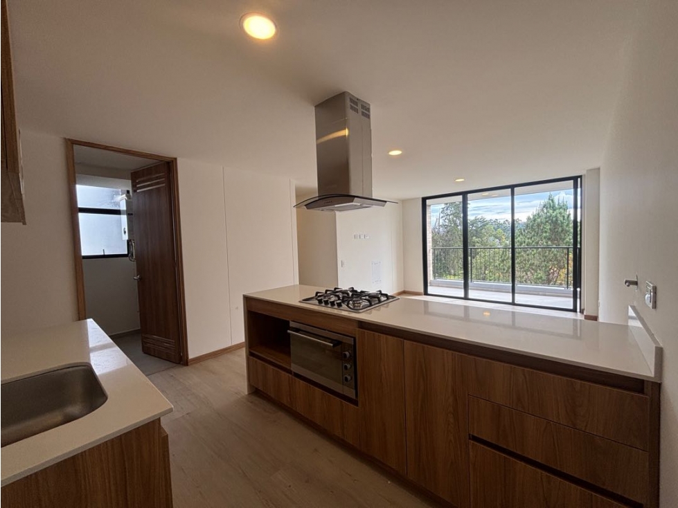 Arriendo apartamento en San Antonio de Pereira para estrenar