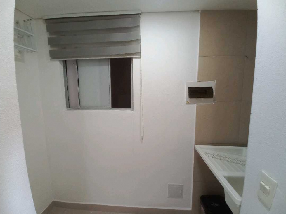 ARRIENDO APARTAMENTO SIN AMOBLAR EN POZOS COLORADOS SANTA MARTA — foto 4