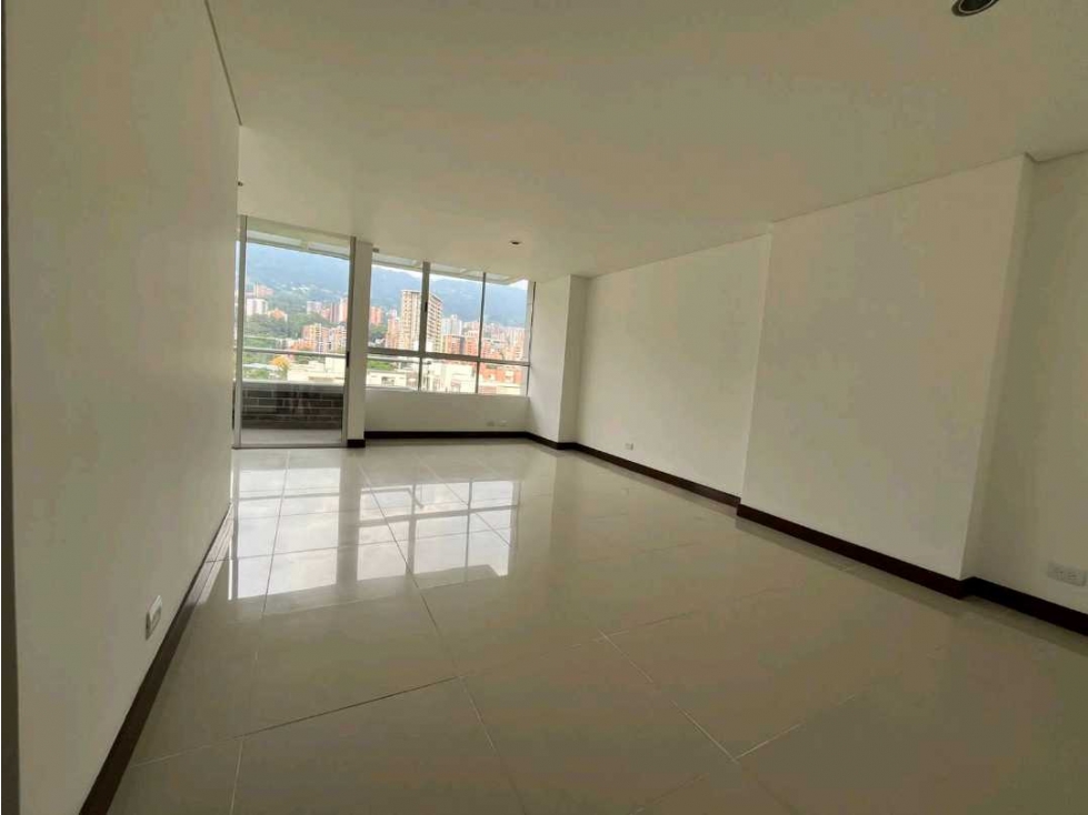 Arriendo Apartamento en Zuñiga, Envigado. Piso 12. Ed sencillo — foto 3