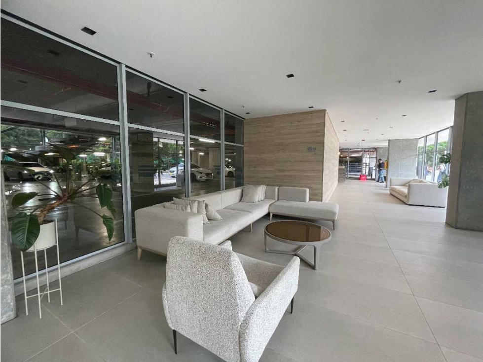 ARRIENDO APARTAMENTO ENVIGADO. CERCA C. Comercial VIVA