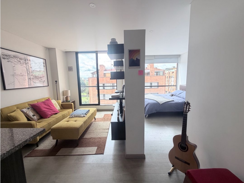 ARRIENDO APARTAMENTO EXTERIOR CHICO NAVARRA