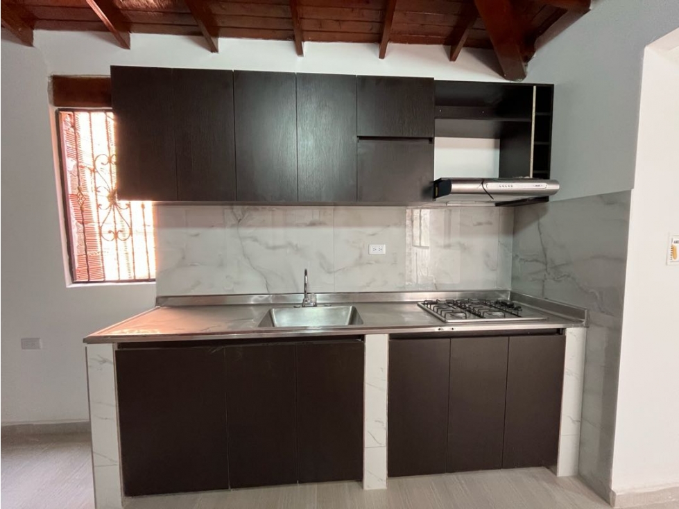 ARRIENDO APARTAMENTO INTERNO- SECTOR LA CASTELLANA — foto 3