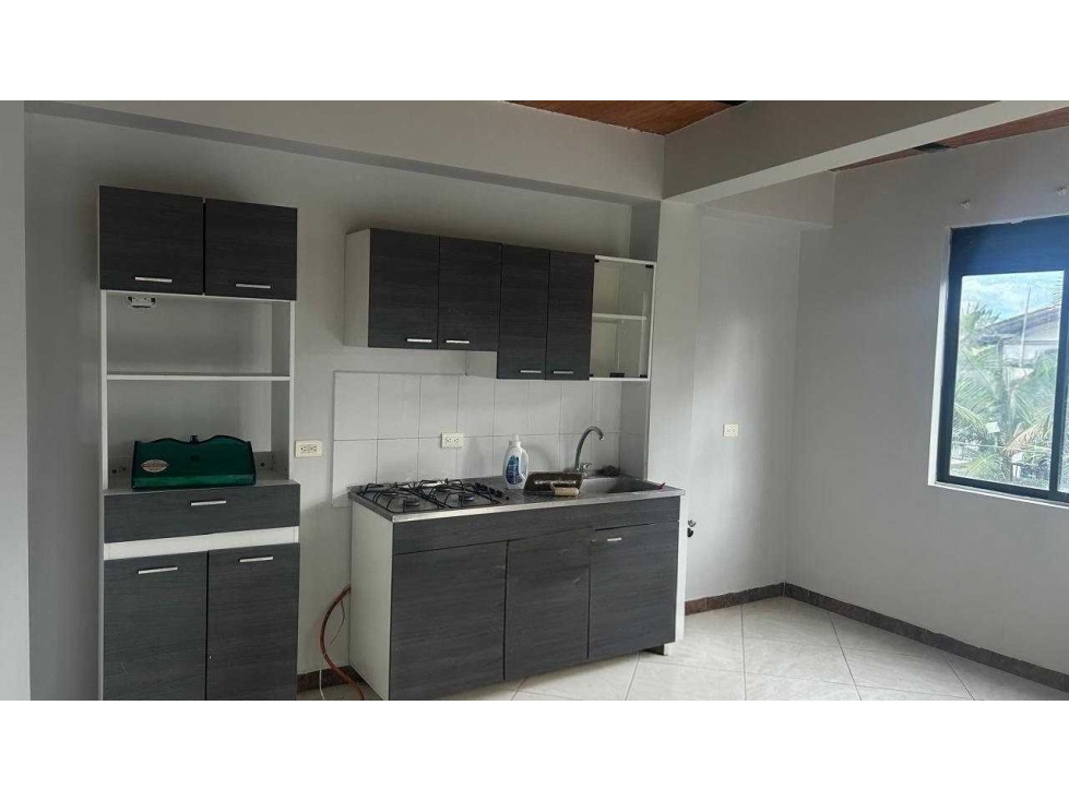 Arriendo apartamento laureles Simón bolivar de dos niveles y terraza