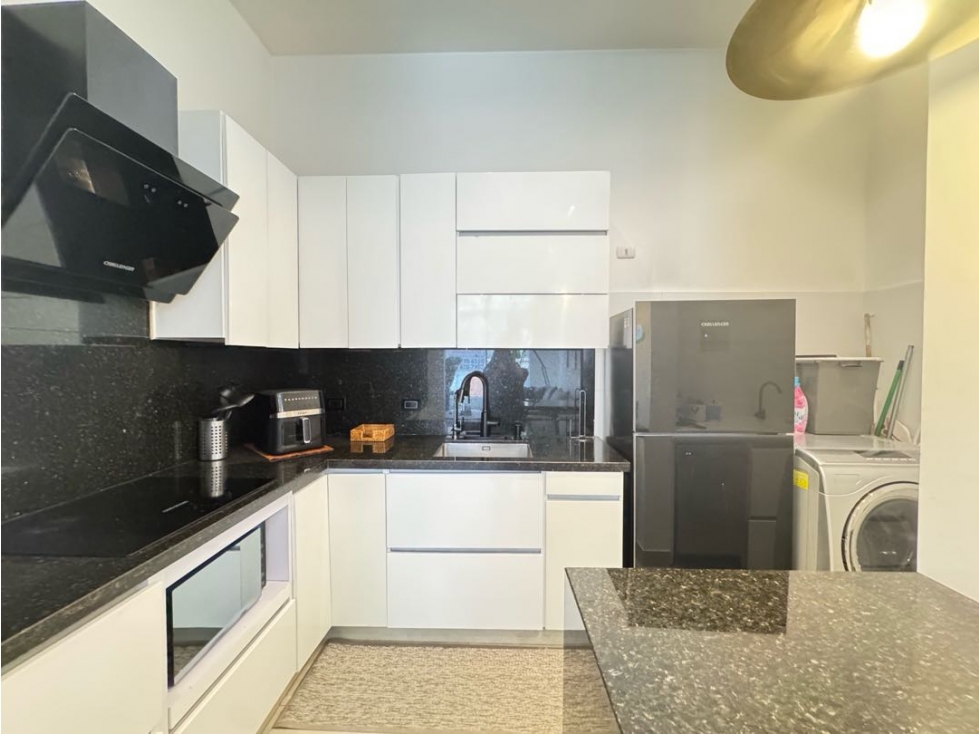 Arriendo Apartamento Loft amoblado en Chico Norte, Bogotá. — foto 5
