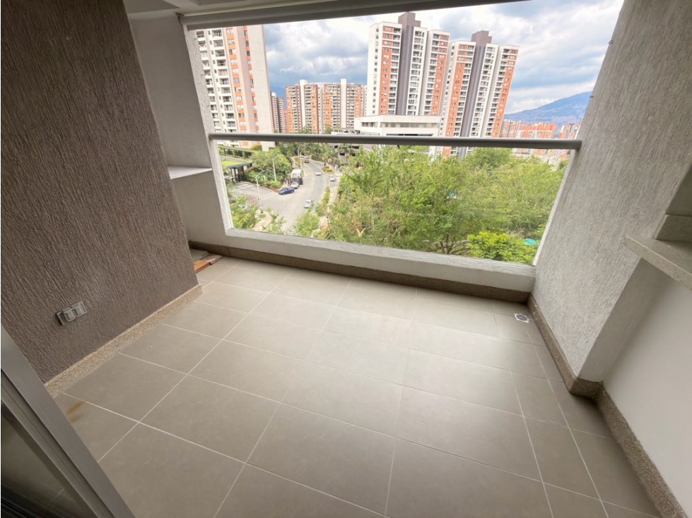 Arriendo apartamento Loma de los Bernal — foto 6
