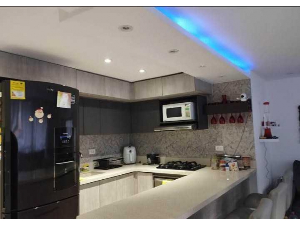 Arriendo Apartamento Loma de los Bernal