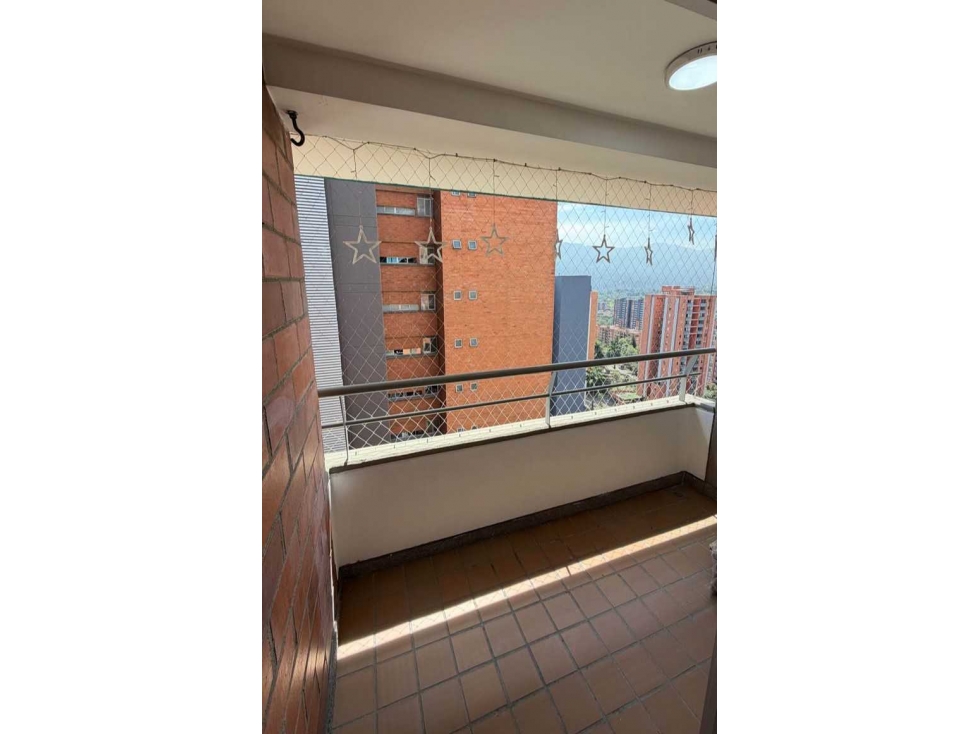 Arriendo Apartamento Loma de los bernal - 3