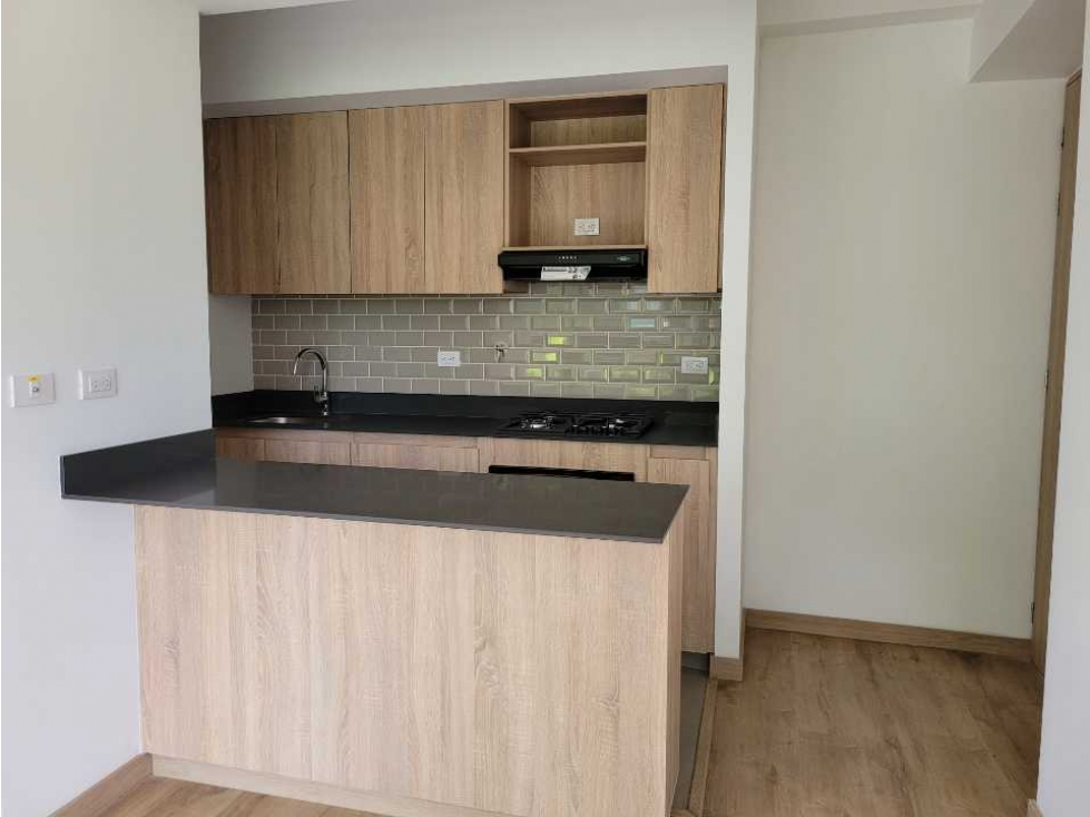Arriendo Apartamento para Estrenar en el Retiro Excelente Ubicacion — foto 2