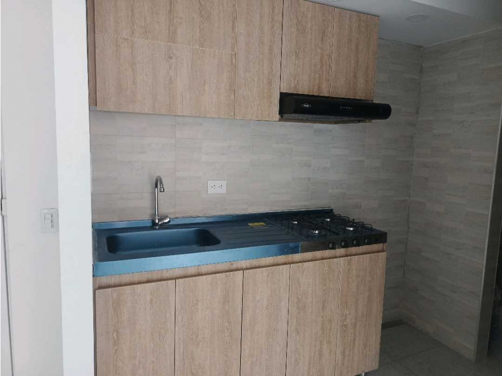 Arriendo Apto Madrid la Prosperidad Natura $ 1.000.000 - 4