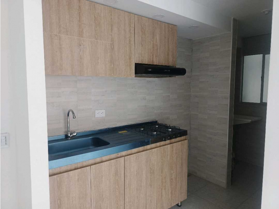 Arriendo Apto Madrid la Prosperidad Natura $ 1.000.000 - 5