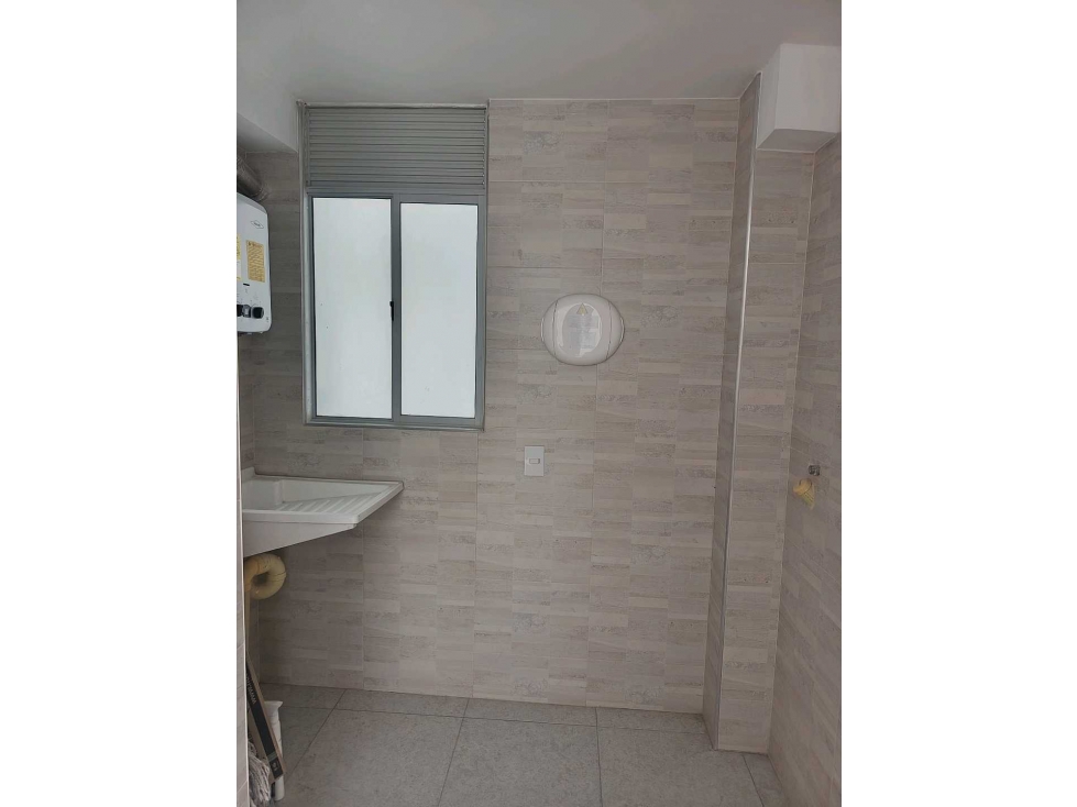 Arriendo Apto Madrid la Prosperidad Natura $ 1.000.000 - 6