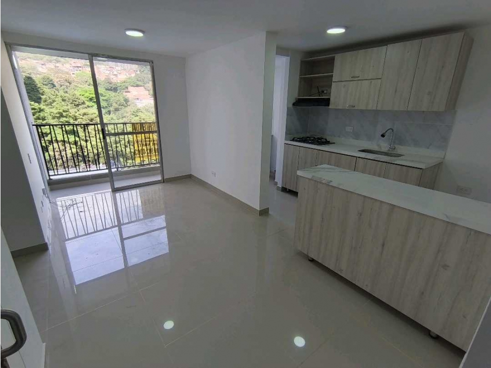 Arriendo apartamento para estrenar bello santa ana,3 alcobas,2 baños — foto 2