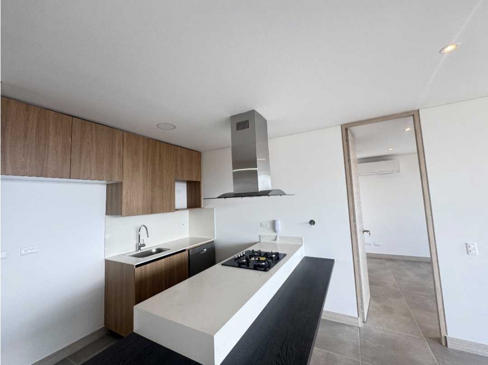ARRIENDO APARTAMENTO POBLADO - LOS GONZALEZ — foto 3
