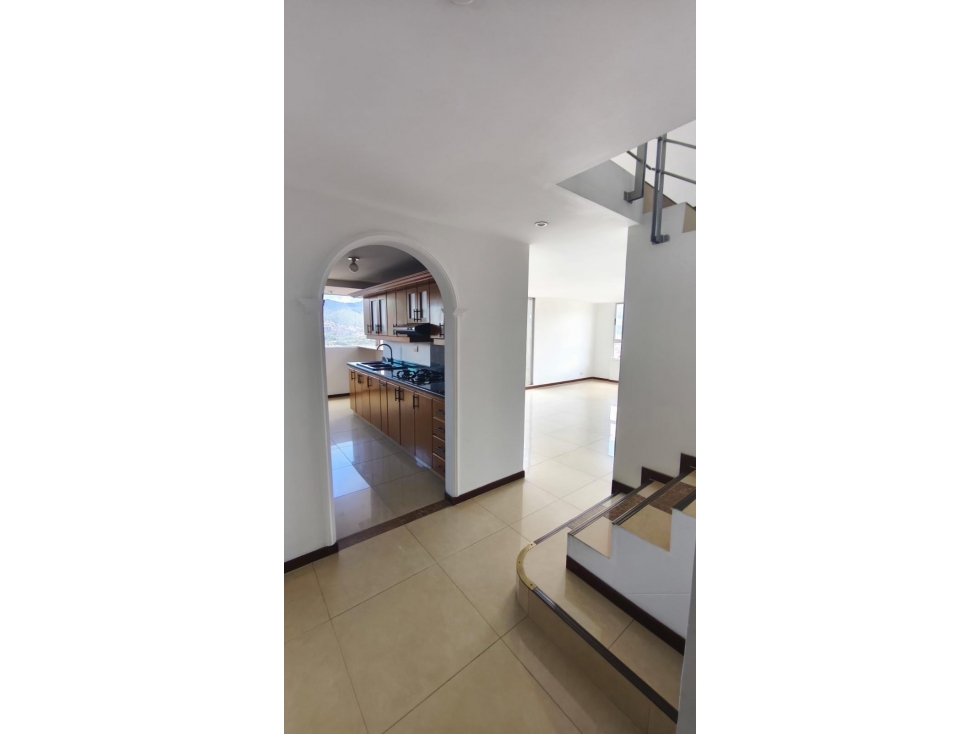 Arriendo apartamento poblado