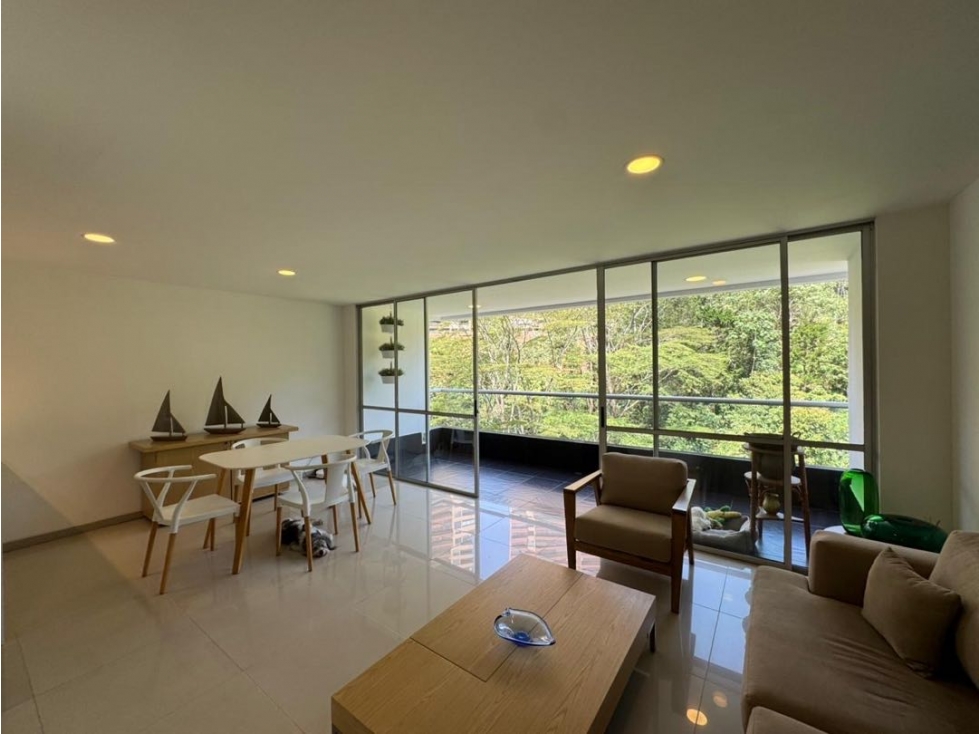 ARRIENDO APARTAMENTO POBLADO-ALTOS DEL POBLADO