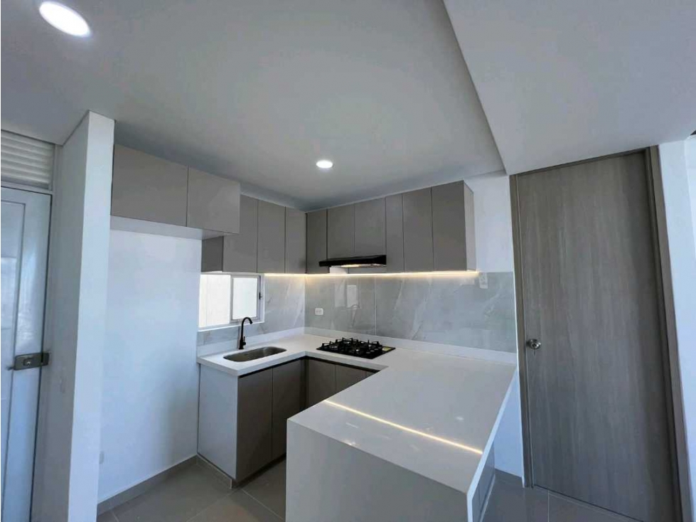 Arriendo Apartamento Remodelado En Damar Manzanillo — foto 2