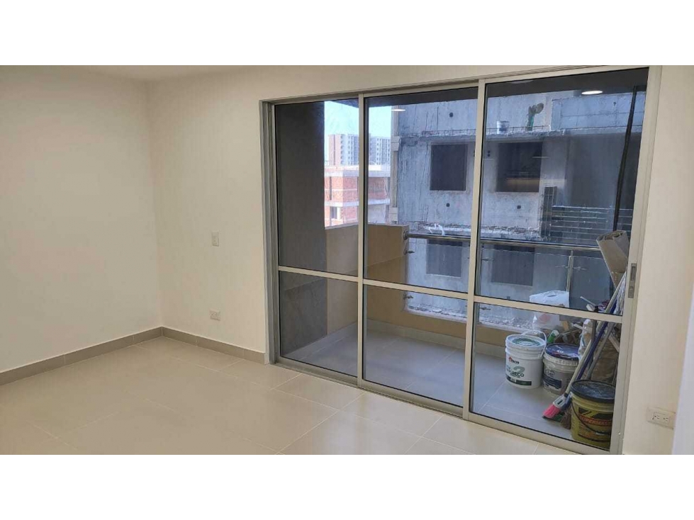 ARRIENDO APARTAMENTO RIO ALTO — foto 2