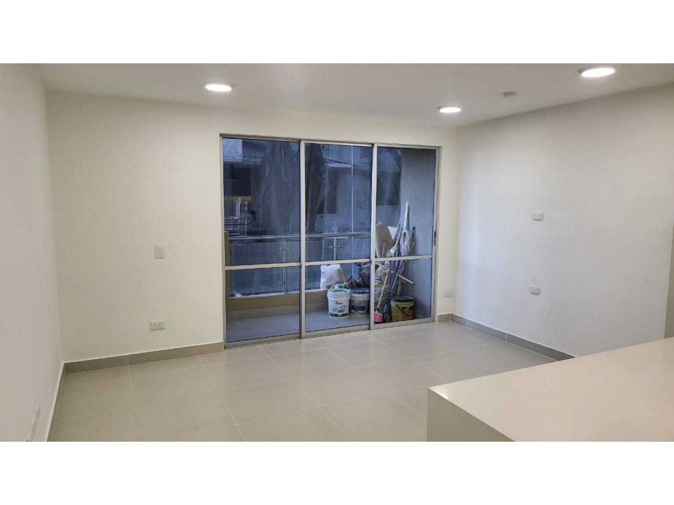 ARRIENDO APARTAMENTO RIO ALTO — foto 3