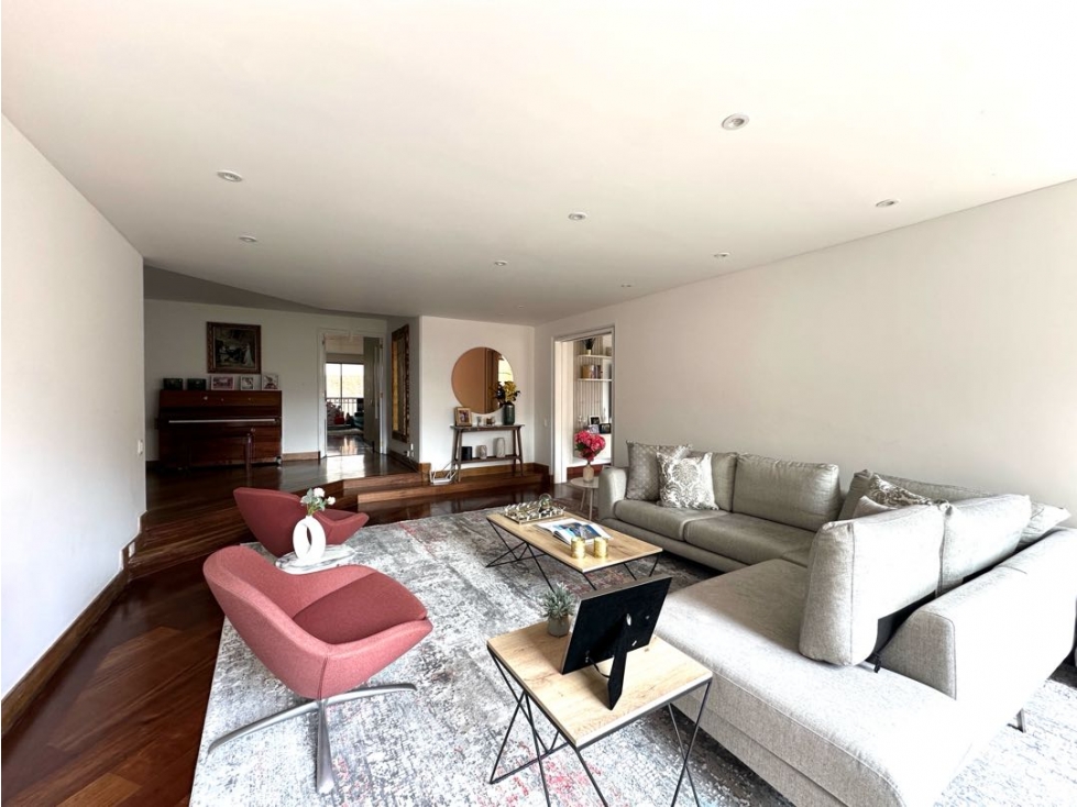 Arriendo apartamento Rosales el nogal 260 Mts 3 habs CBS — foto 3