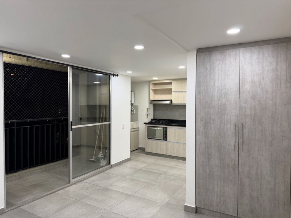 ARRIENDO APARTAMENTO SABANETA MONTEFLOR