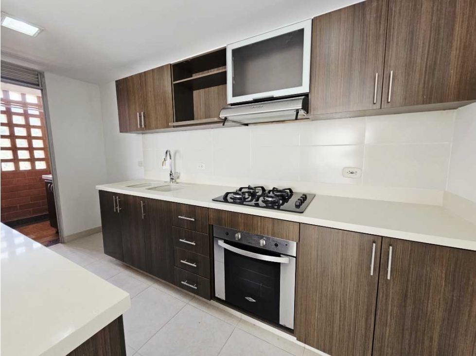 ARRIENDO APARTAMENTO SABANETA. SAN JOSE PARTE BAJA — foto 6