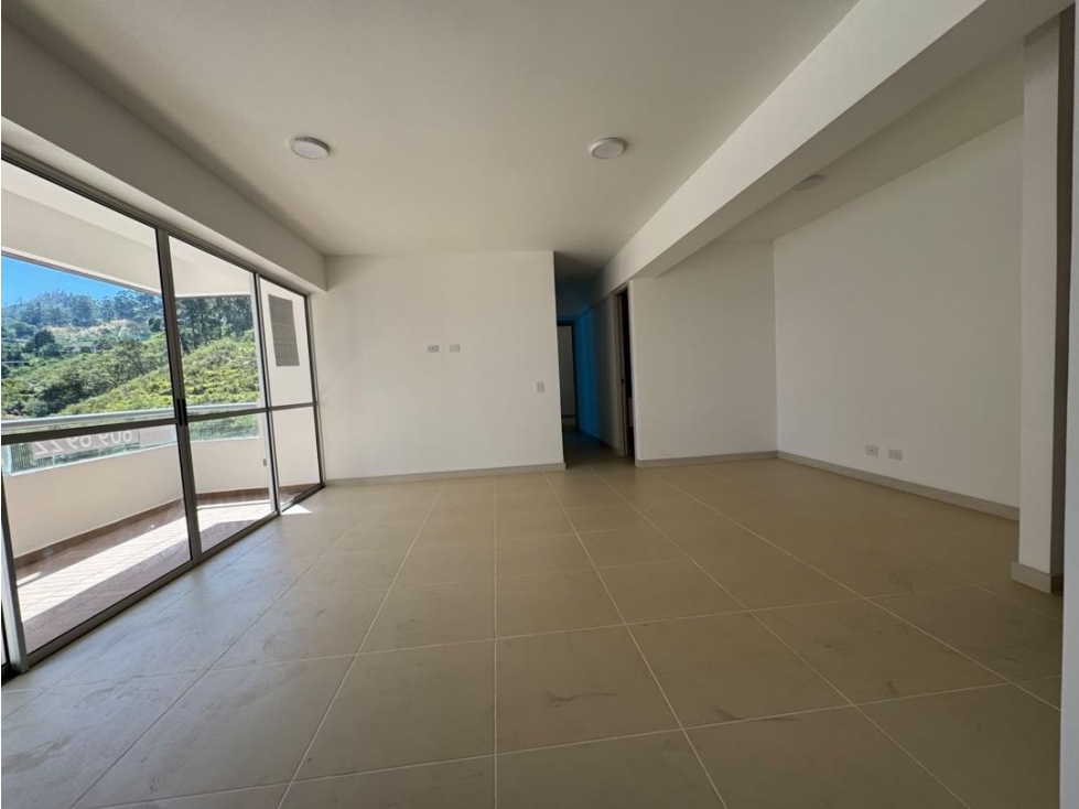 ARRIENDO APARTAMENTO SABANETA LAS LOMITAS - 3