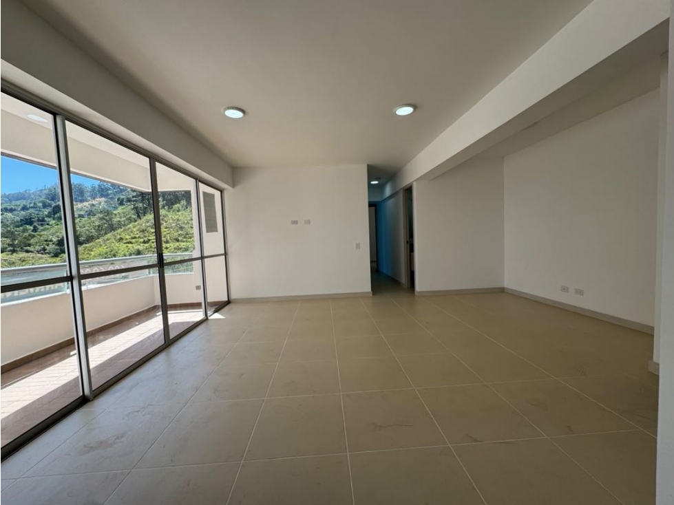ARRIENDO APARTAMENTO SABANETA LAS LOMITAS - 4