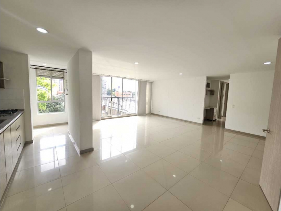 ARRIENDO APARTAMENTO SABANETA. Cerca Daviarena — foto 2