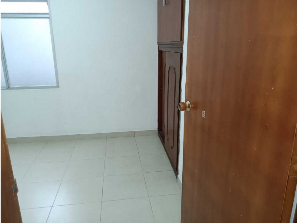 Arriendo apartamento santa monica,parqueadero descubierto — foto 3