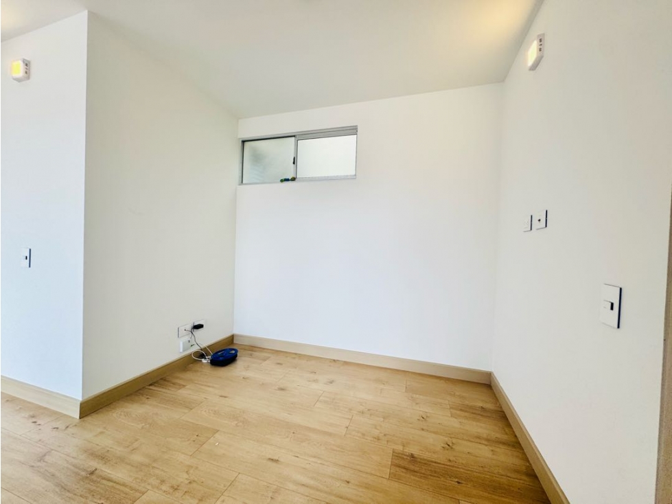 Arriendo apartamento tercer piso con club House en lasHuertas de Cajic — foto 6