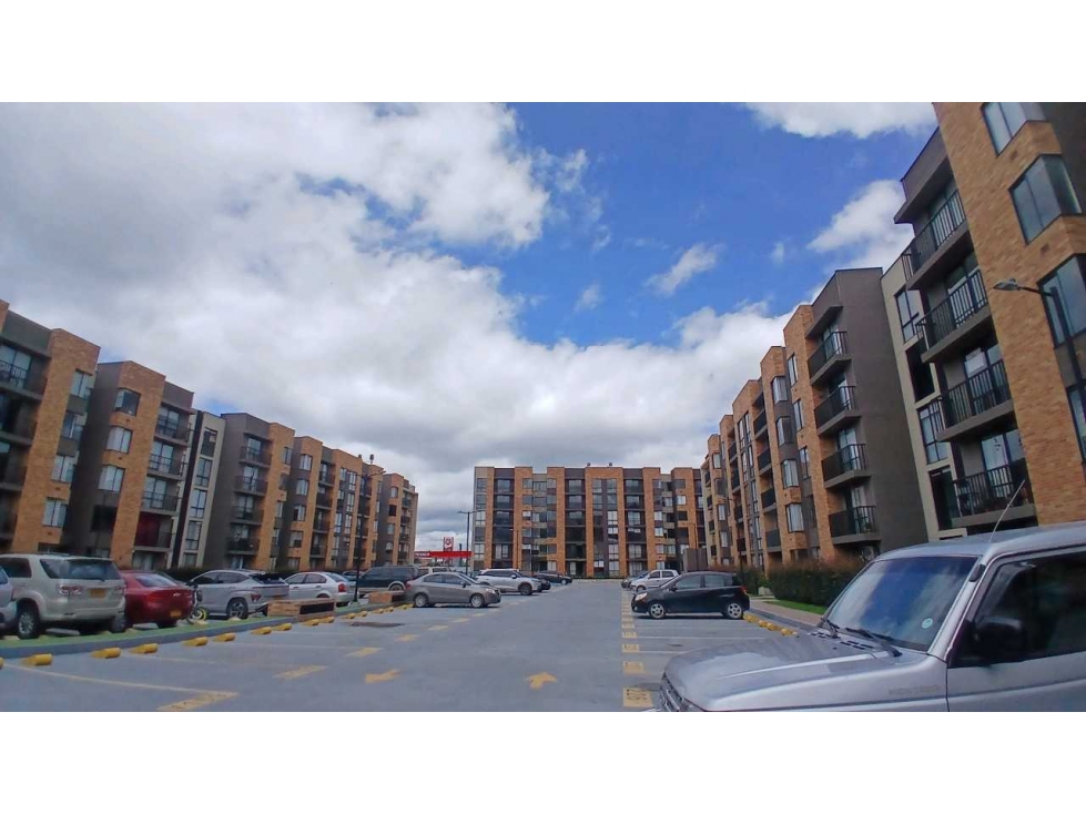 ARRIENDO APARTAMENTO TERCER PISO EN CAJICA