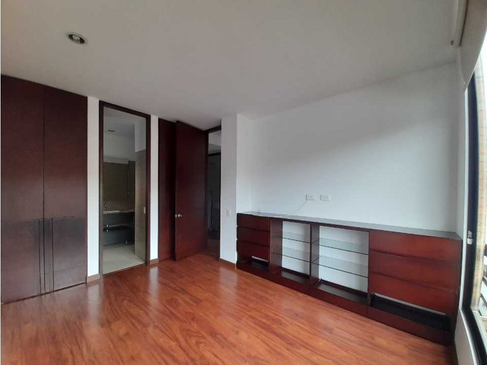 ARRIENDO APARTAMENTO VIRREY MODERNO — foto 6