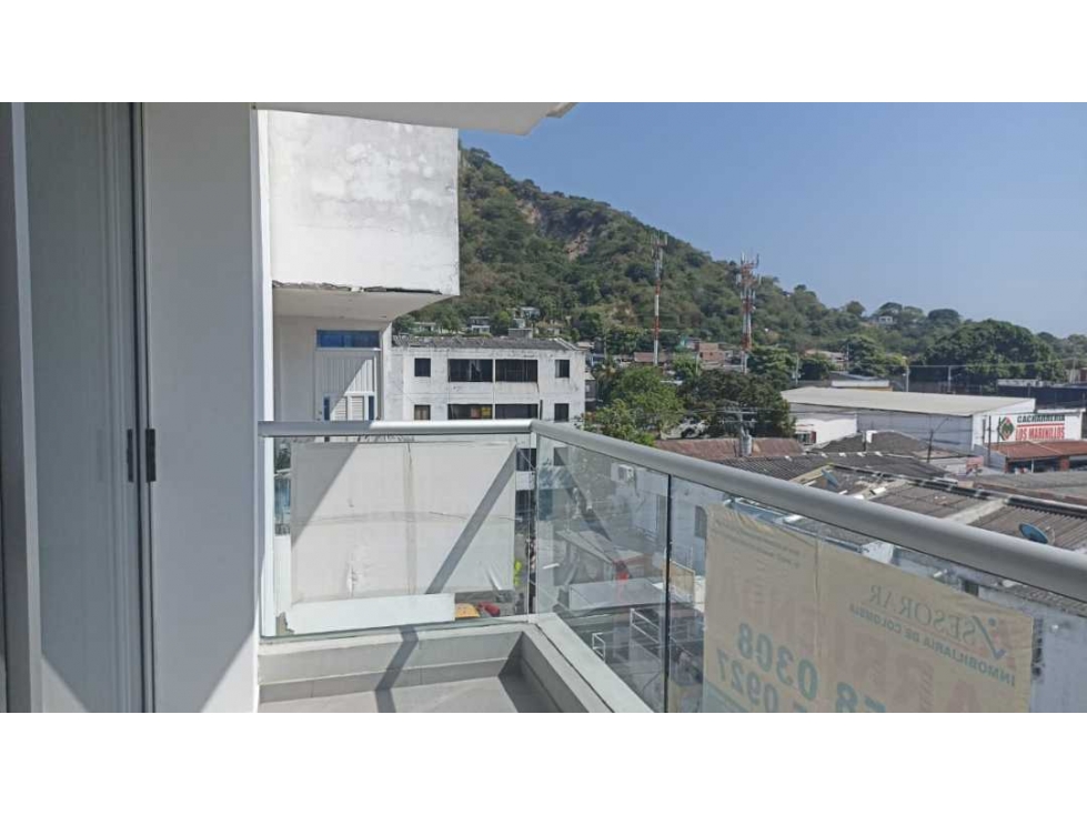 SE ARRIENDA APARTAMENTO EN PIE DE LA POPA