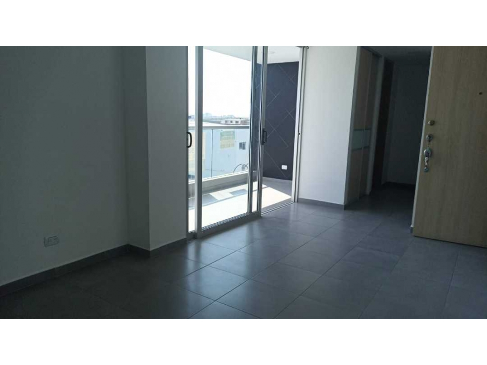 SE ARRIENDA APARTAMENTO EN PIE DE LA POPA — foto 2