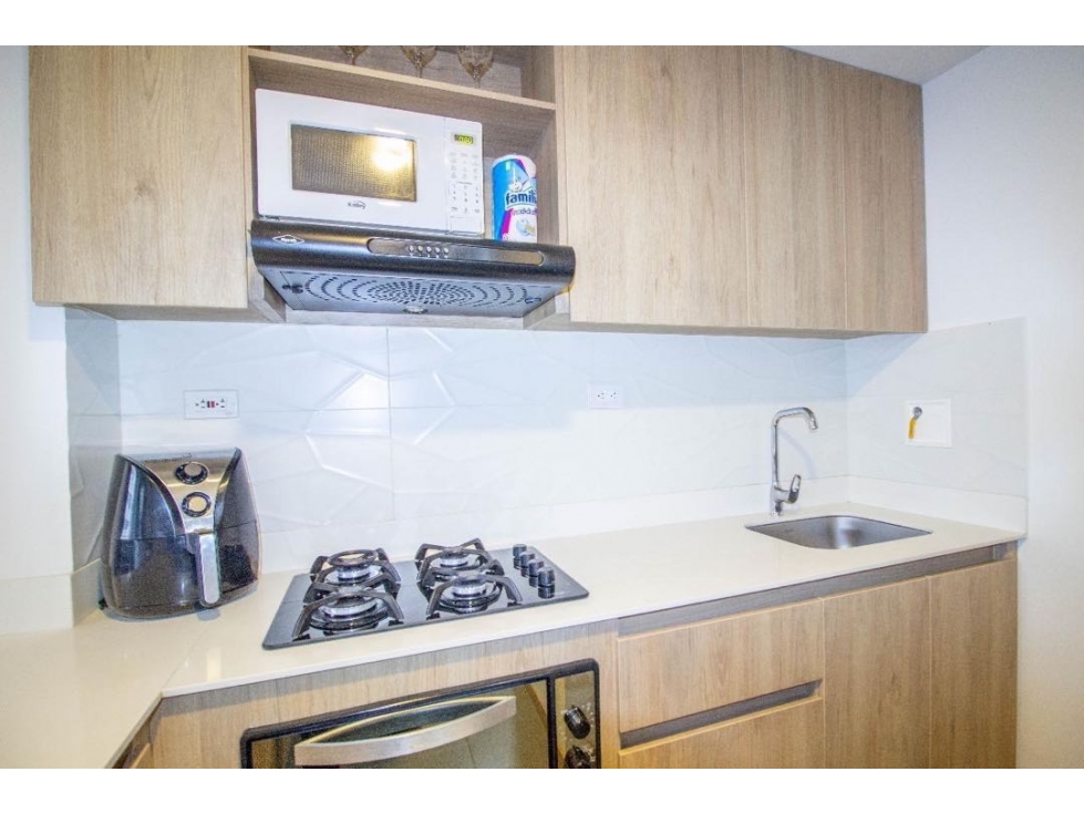 ARRIENDO APARTASTUDIO URBANITY SIN AMOBLAR — foto 5
