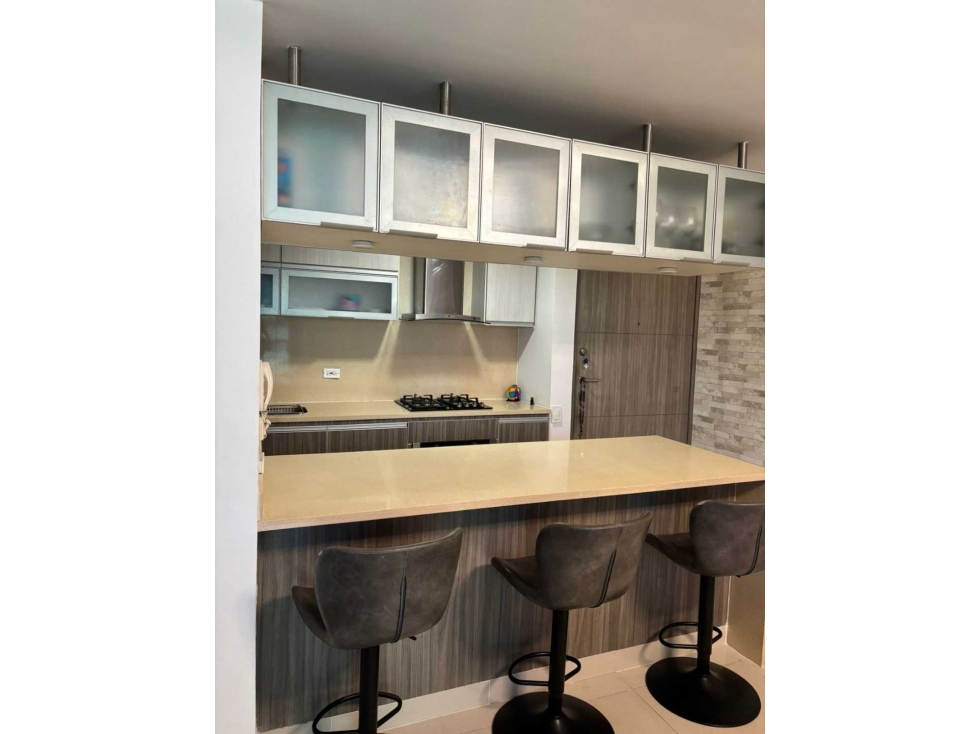 ARRIENDO APTO VILLACAROLINA PISO 7 ESTRATO 4+CUARTO DE SERVICIO 105 MT — foto 4