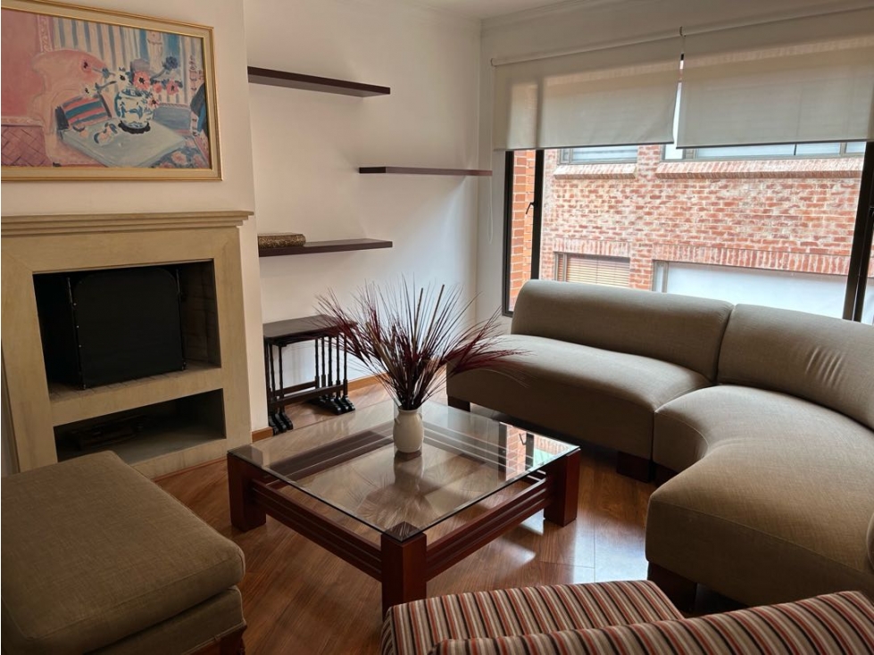 ARRIENDO APTO AMOBLADO DUPLEX. CHICO MUSEO. 2 ALCOBAS. — foto 2
