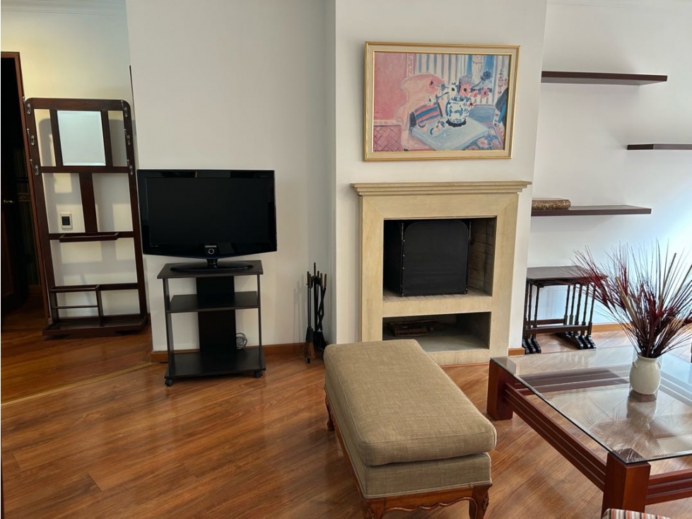 ARRIENDO APTO AMOBLADO DUPLEX. CHICO MUSEO. 2 ALCOBAS. — foto 3